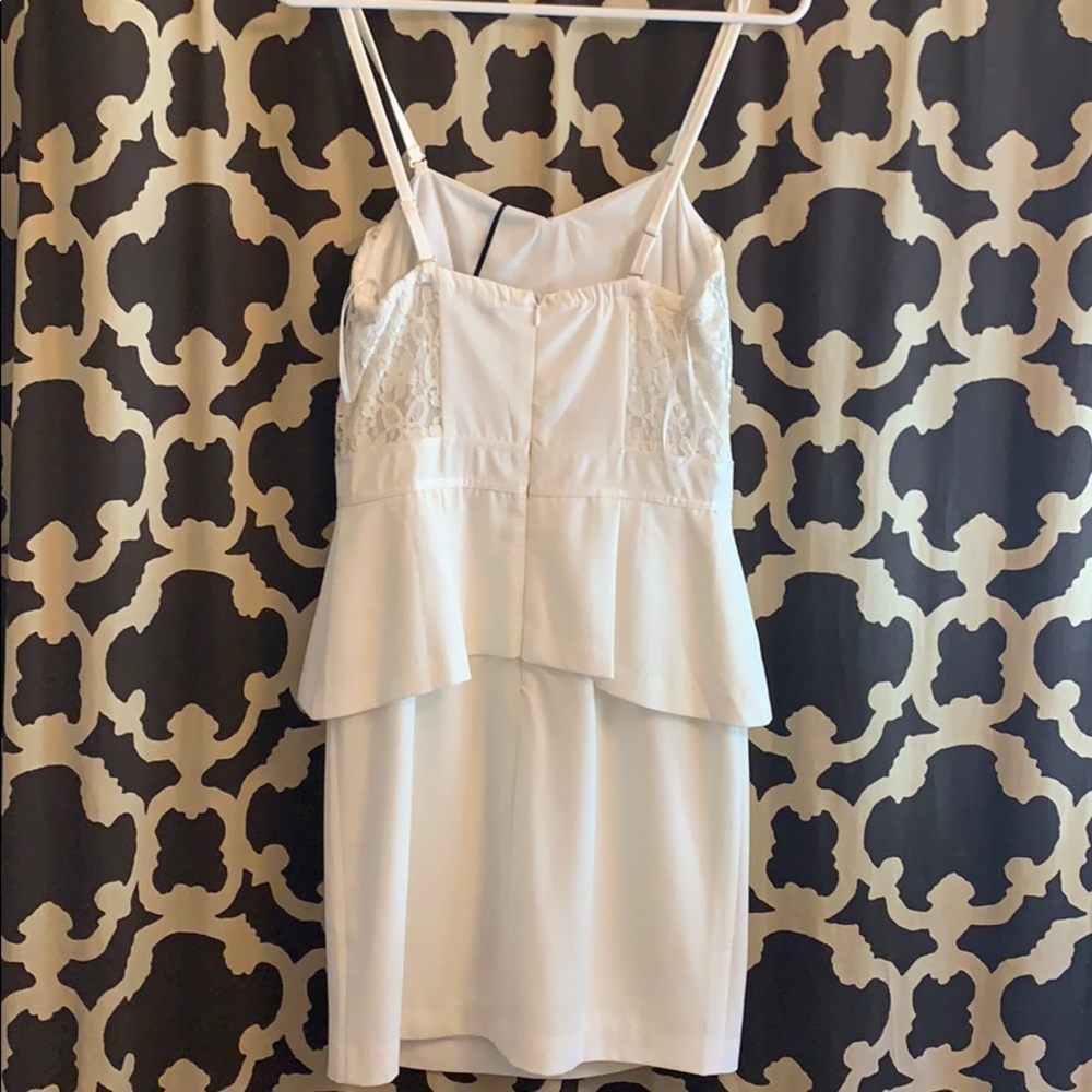 White pencil dress - Picture 2 of 2